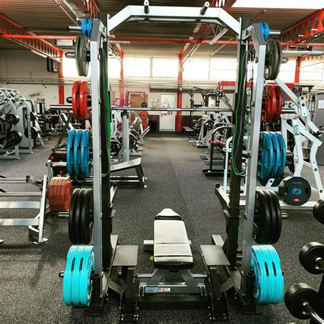 area weighlifting suppliers
